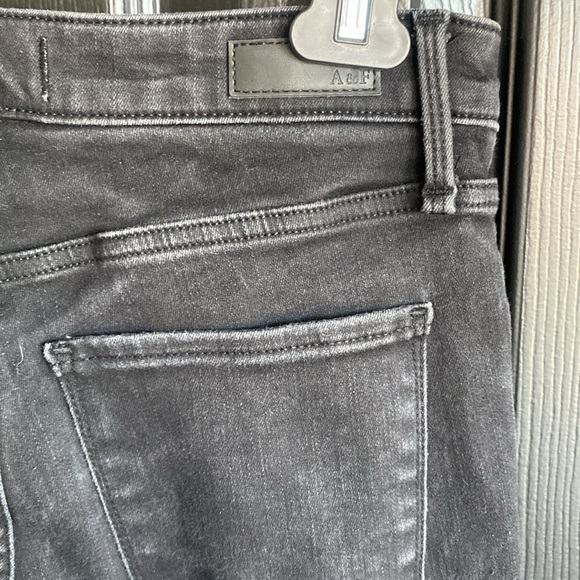 Abercrombie & Fitch Super Skinny Ankle High Rise-Size 29 - Picture 6 of 6